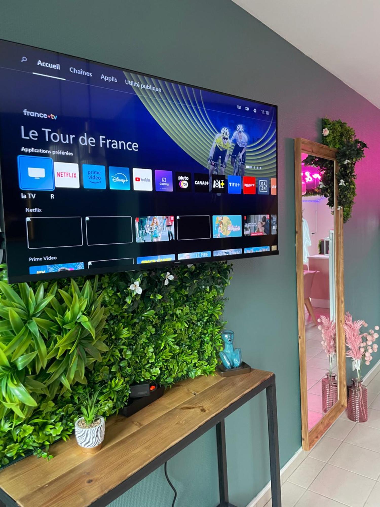 Maison Spacieuse Jacuzzi Wifi Netflix Quievrechain Экстерьер фото